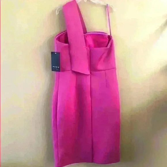 NWT! NERO by Jatin Varma Fuchsia Neoprene (Diff color from profile picture). - Picture 5 of 8